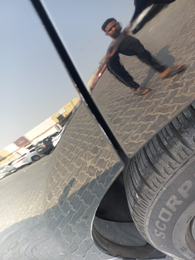 مستعمله 2018 رنج روفر ڤيلار R‑Dynamic للبيع فى دبي